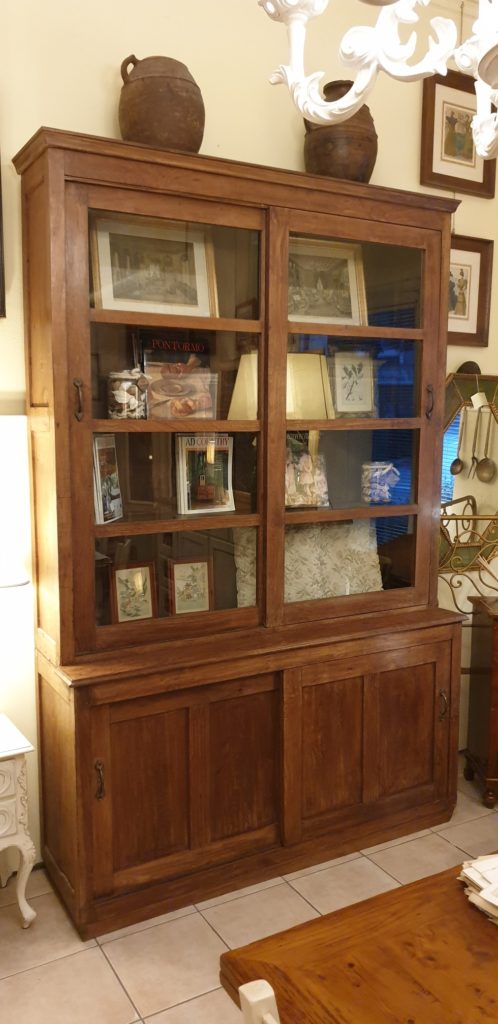 Libreria coloniale antica in legno di teak primi '900.Mobili antichi Siena e Firenze